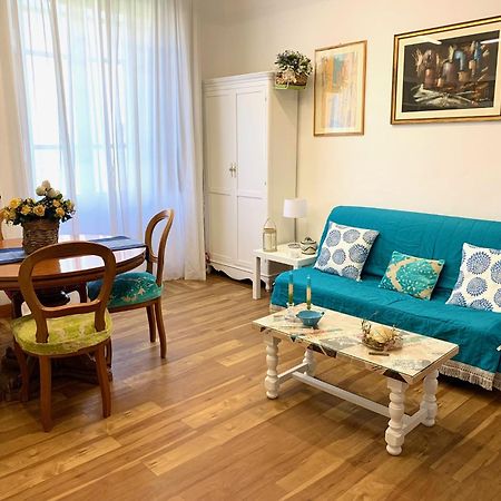 Guest House A Due Passi Olbia Kültér fotó